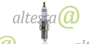 Spark_plug_gas_engine_Man_51259230016